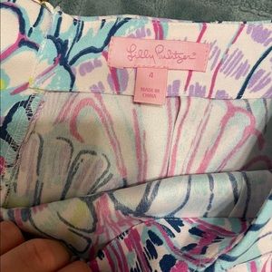 Lilly Pulitzer oh shello outfit only worn twice if that. In great condition